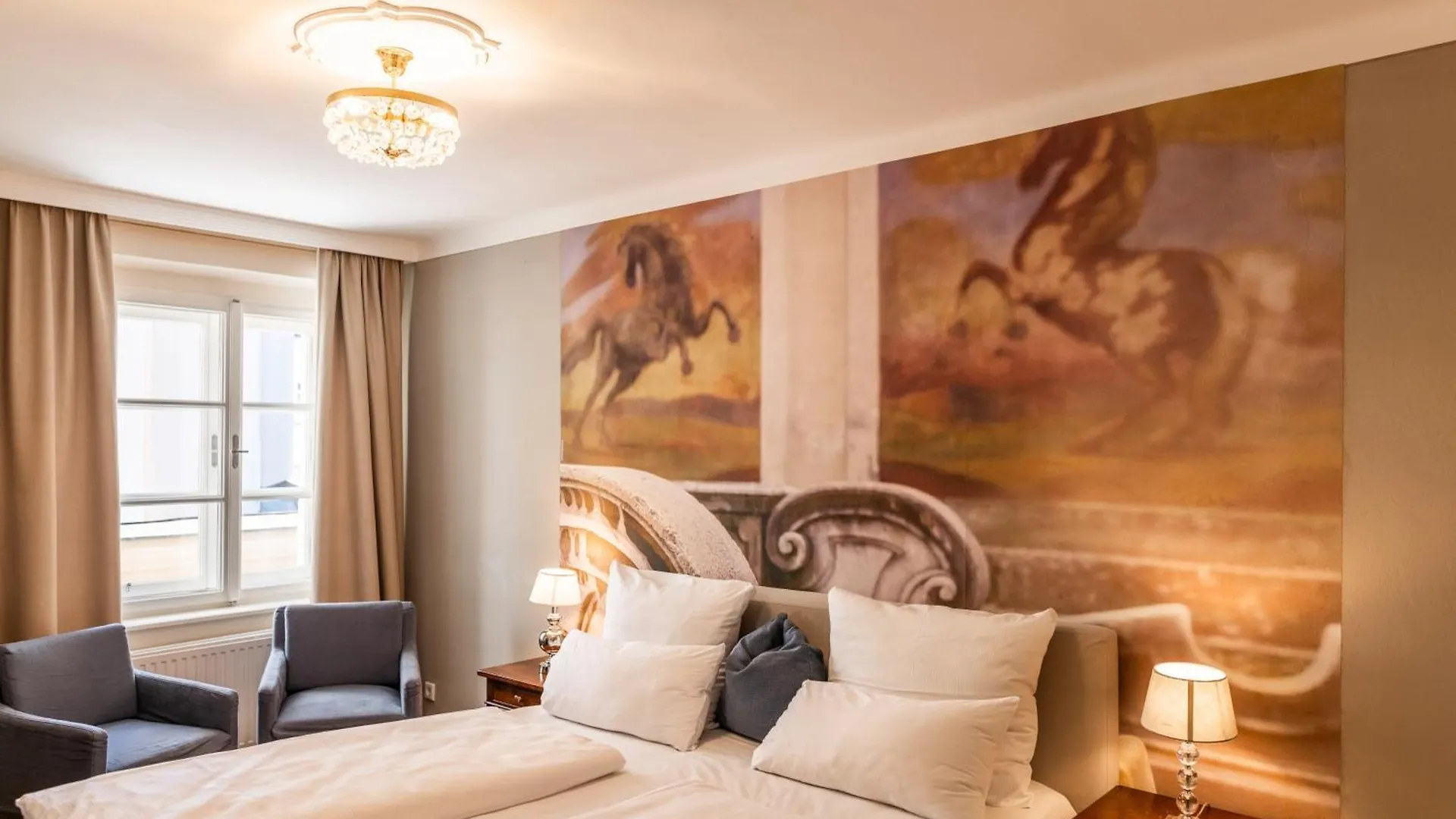Boutiquehotel Amadeus Зальцбург 4*,